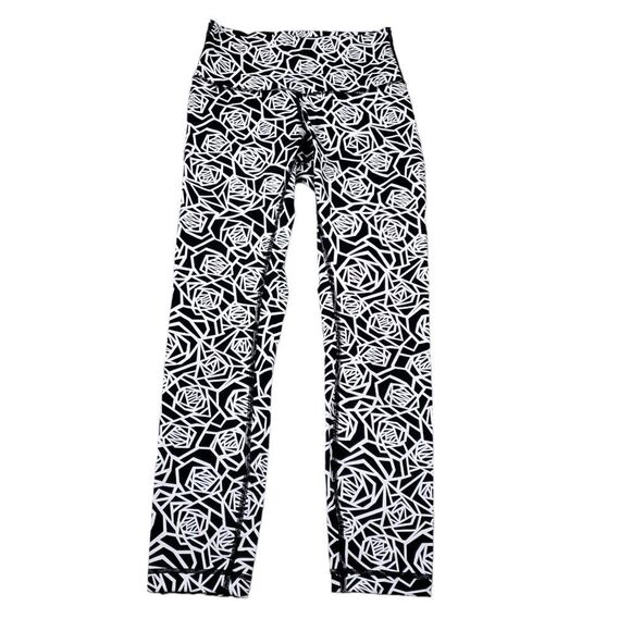 Lululemon High Times Leggings 3/4 Length Posey Black White Geometric Rose Size 4 - Picture 2 of 11